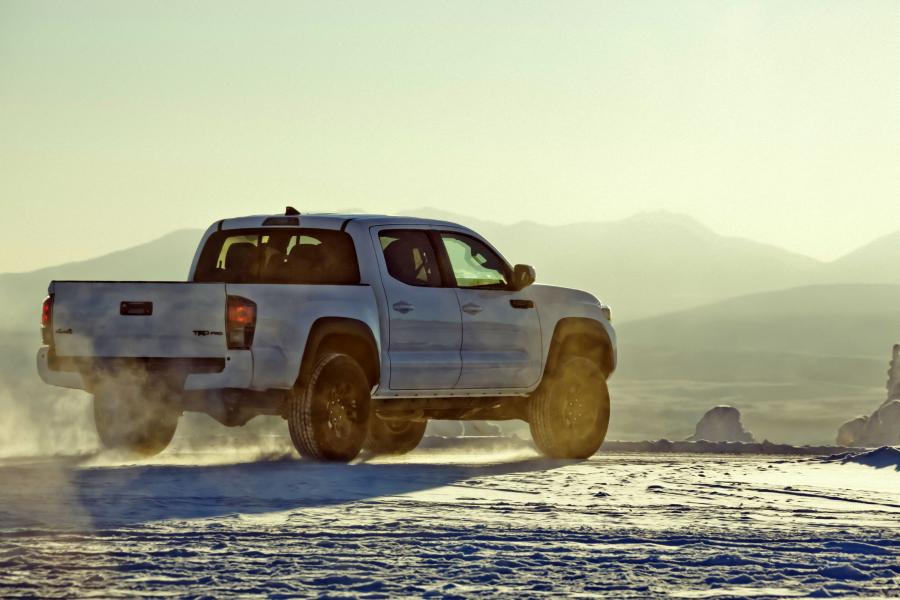  Toyota Tacoma TRD Pro Double Cab 2016 года  (фото 32 из 45)